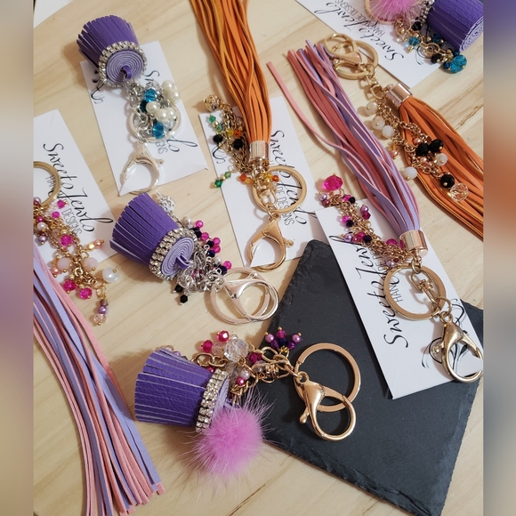 Fashion Tassel Keychains Purse Jewelry Handmade Bulk Price 6 Pieces - Picture 6 of 11
